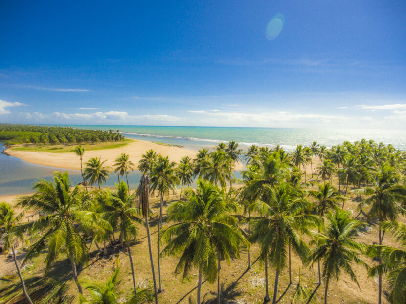 CONHEÇA A COSTA DOS COQUEIROS COM A COOB+!